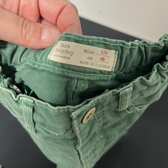 Zara jeans - Picture 2 of 2